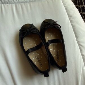 Toddler black flats